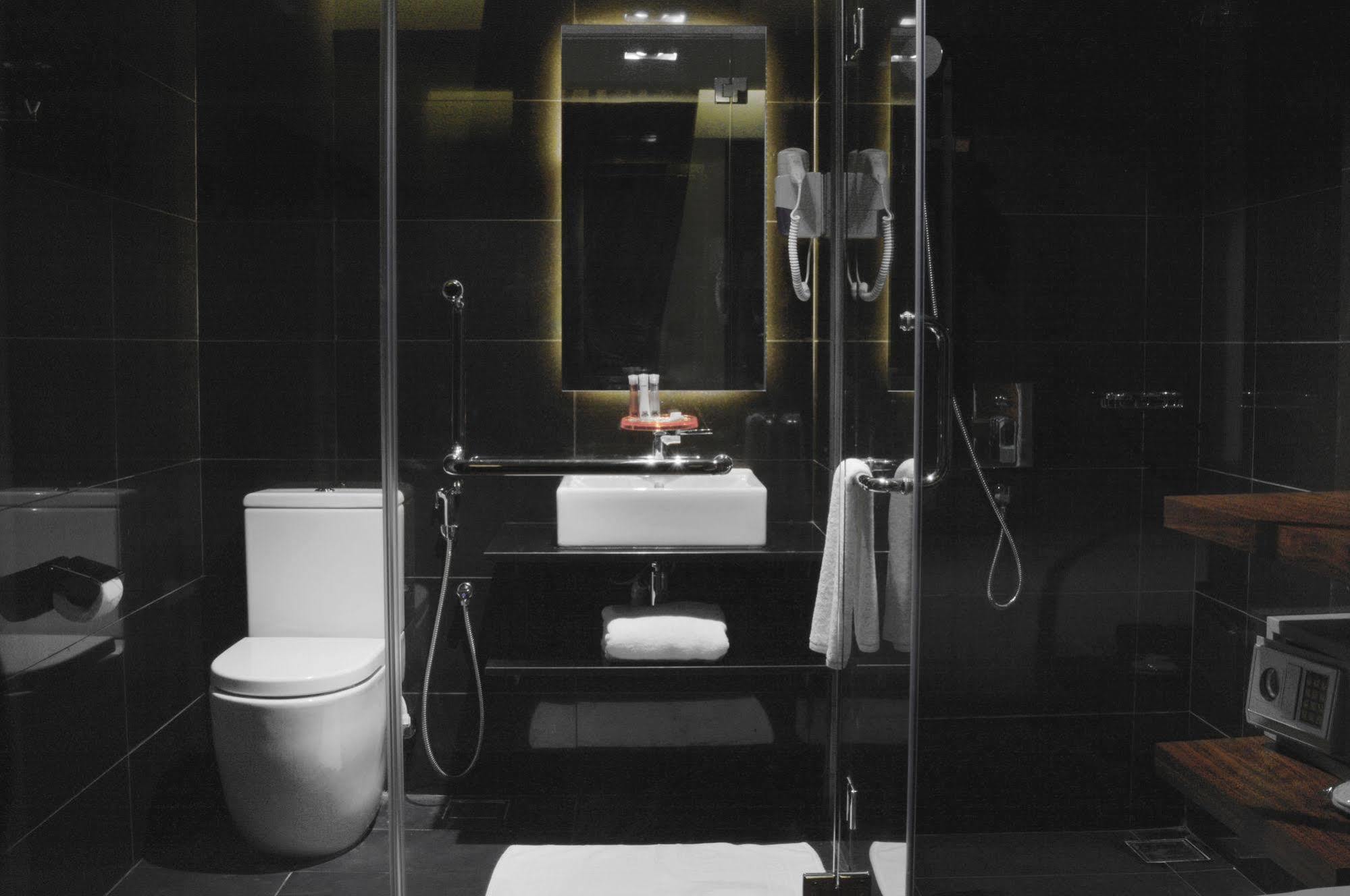 เมลาเง โฮเต็ล บูกิต บินตัง Hotel กัวลาลัมเปอร์ ภายนอก รูปภาพ
