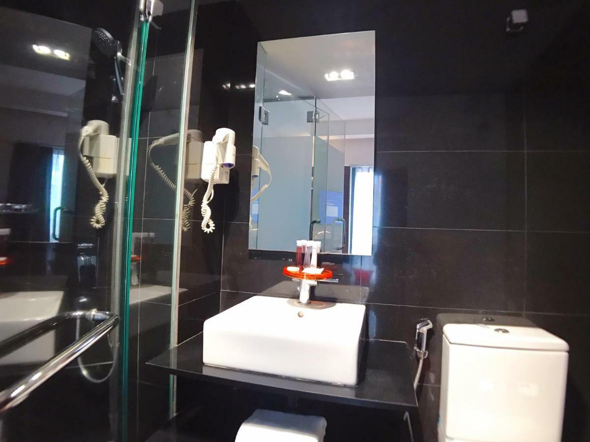 เมลาเง โฮเต็ล บูกิต บินตัง Hotel กัวลาลัมเปอร์ ภายนอก รูปภาพ